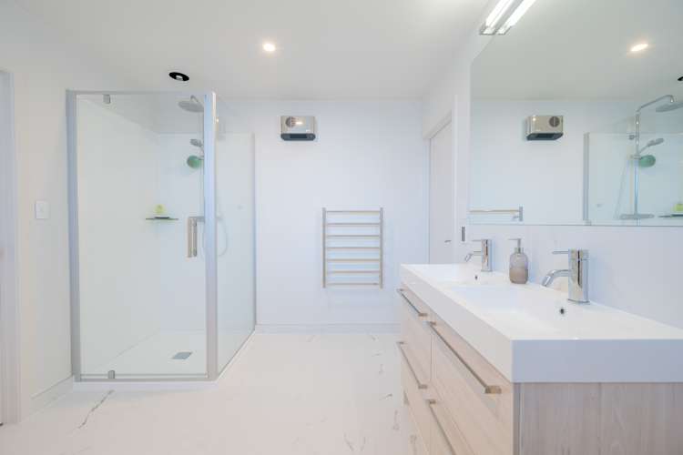 64 Rodeo Drive Te Anau_23