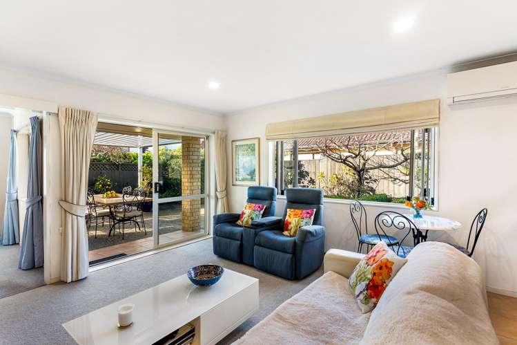 1 Zara Court Flat Bush_9