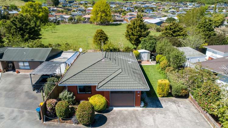 15b Willow Avenue Stoke_19