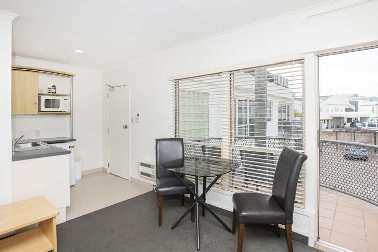 18/24 Reads Quay Gisborne_9