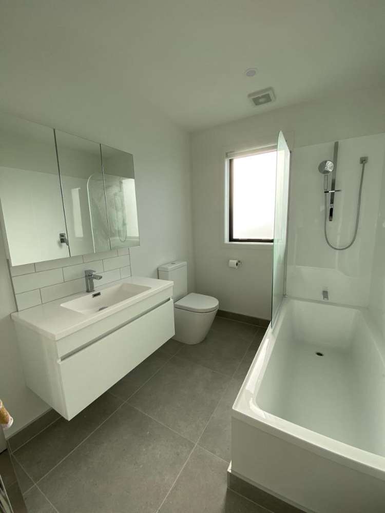 2/5 Brandon Road Glen Eden_5