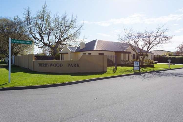 1 Cherrywood Park Springlands_14