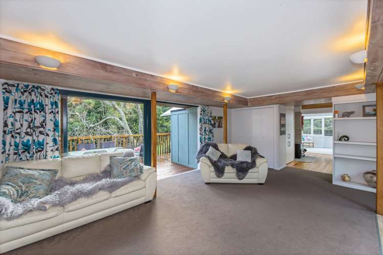 18 Hobbs Road Matakatia_8