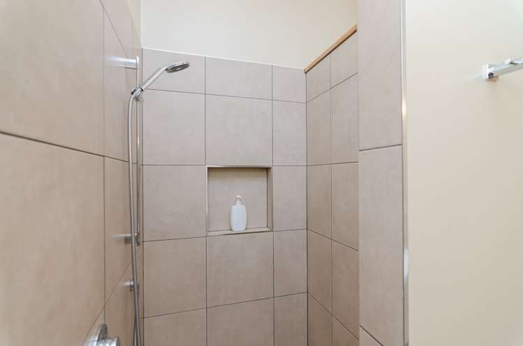 16 Howard Street Carterton_21