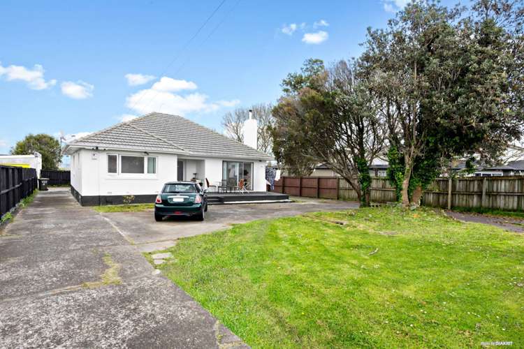415 Richardson Road Mount Roskill_8