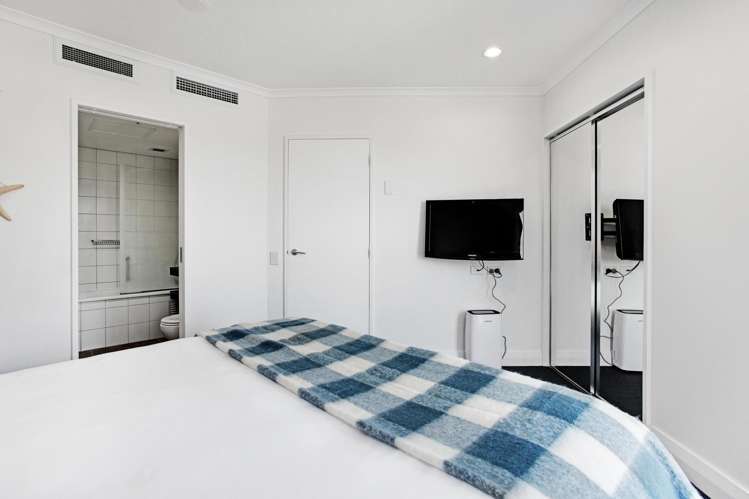 9-17 Byron Avenue Takapuna_9