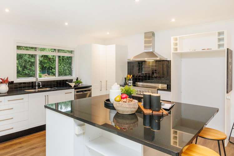 35 Oram Drive Turitea_15