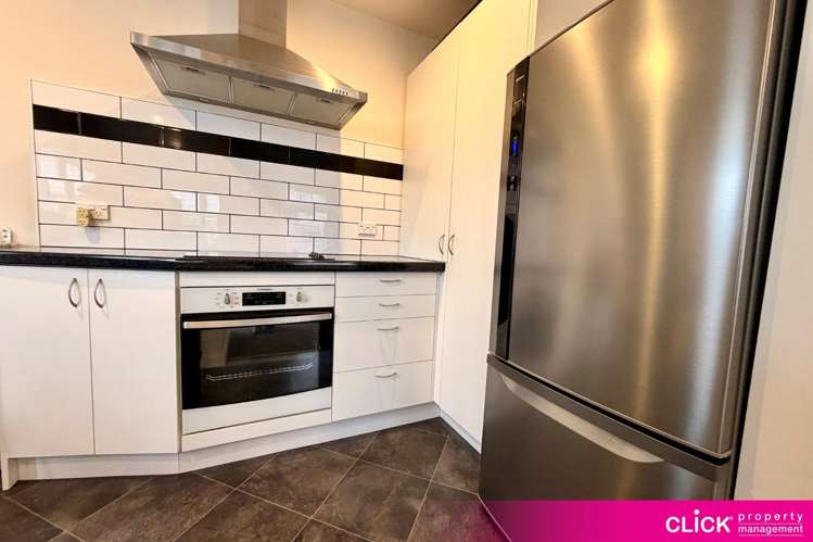 21 Churchill Street 10307_4