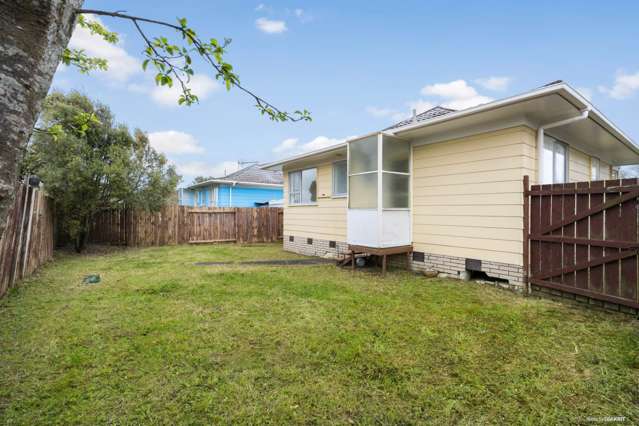 2/1 Vigo Place Papatoetoe_2