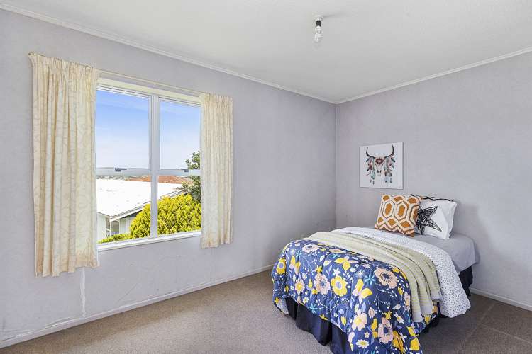 99 Akaroa Drive Maupuia_13