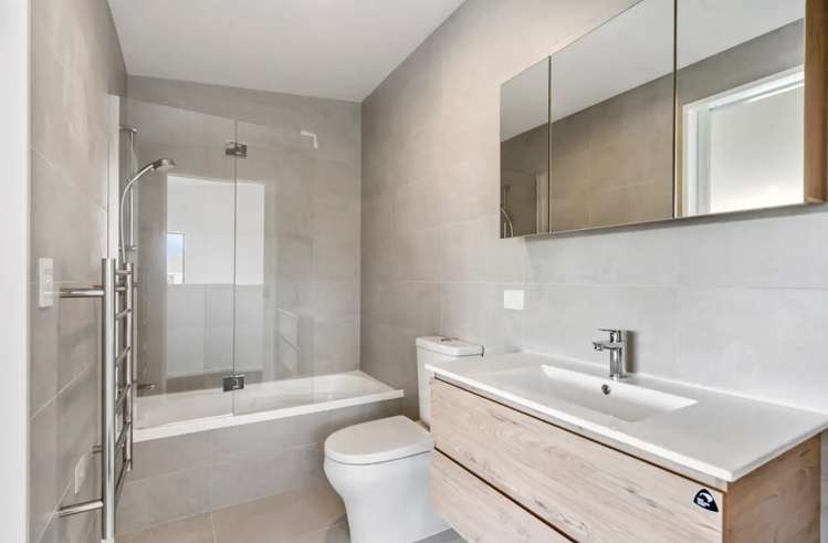 2/10 Ashwell Street Saint Heliers_7