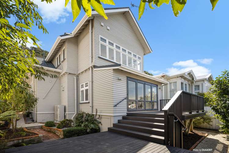 85 Grant Road Thorndon_7