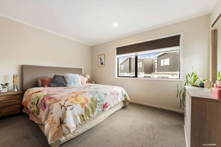 8 Kauri Amber Road Westgate_5