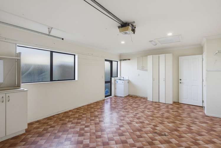 168 Guildford Drive Paraparaumu Beach_31