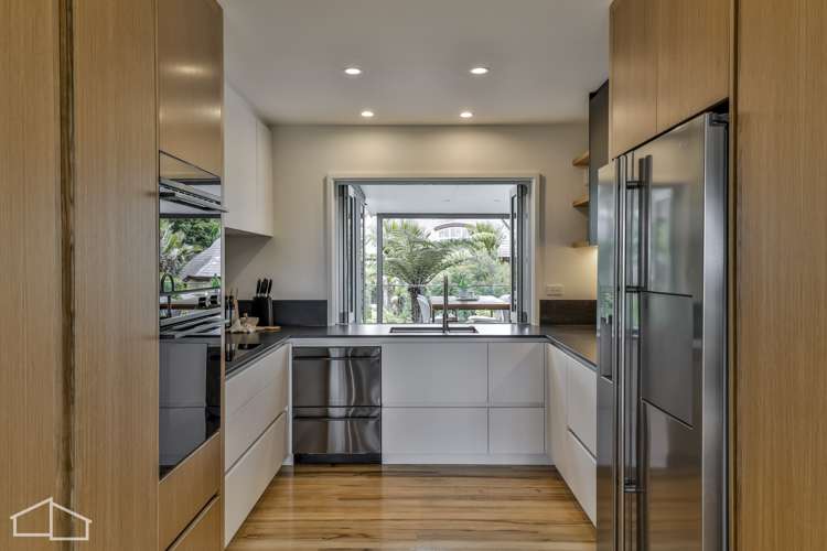 45 Huia Road Titirangi_10