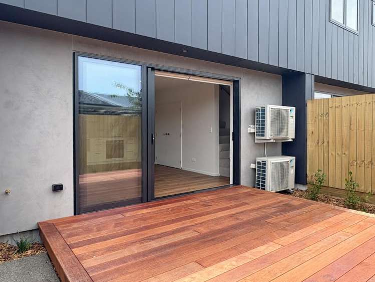 8/527 Hereford Street Linwood_11