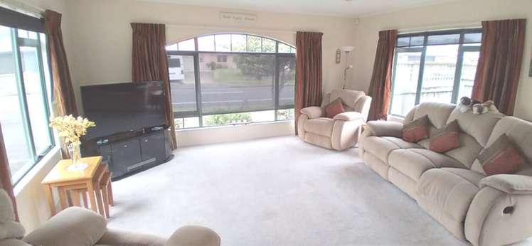 100 Weggery Drive Waikanae Beach_2