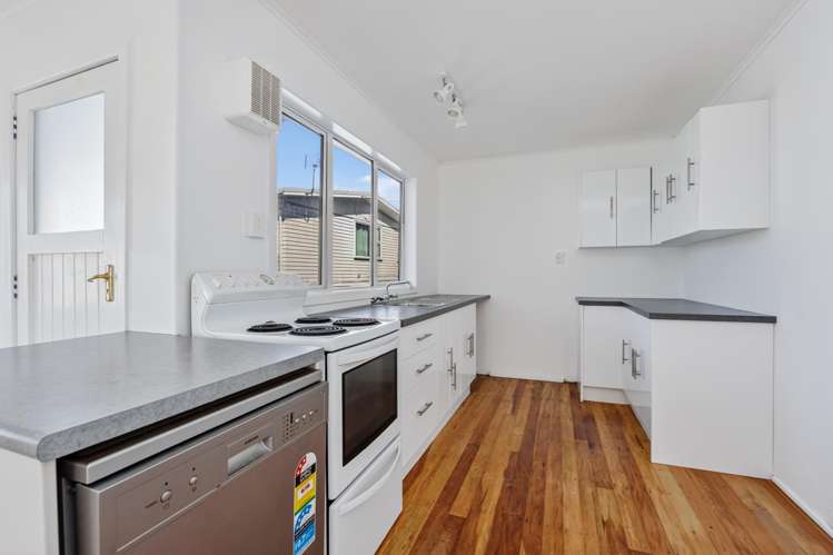 772 Whangaparaoa Road Manly_7