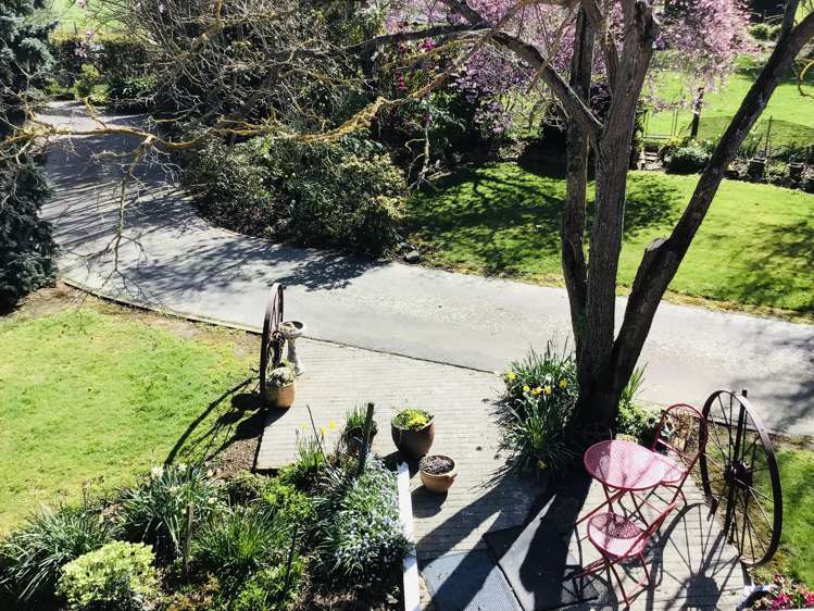 77 Beach Road East Elgin_18