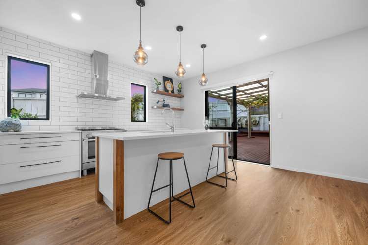 2 Gemscott Crescent Huapai_8