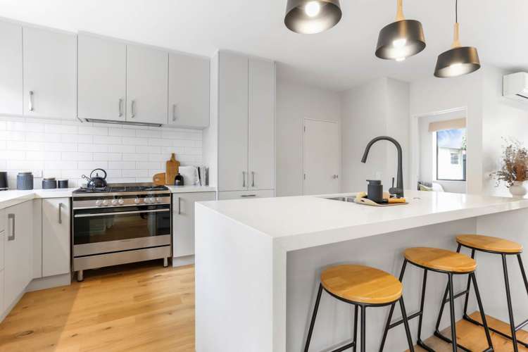 22a Fairholme Avenue Epsom_8