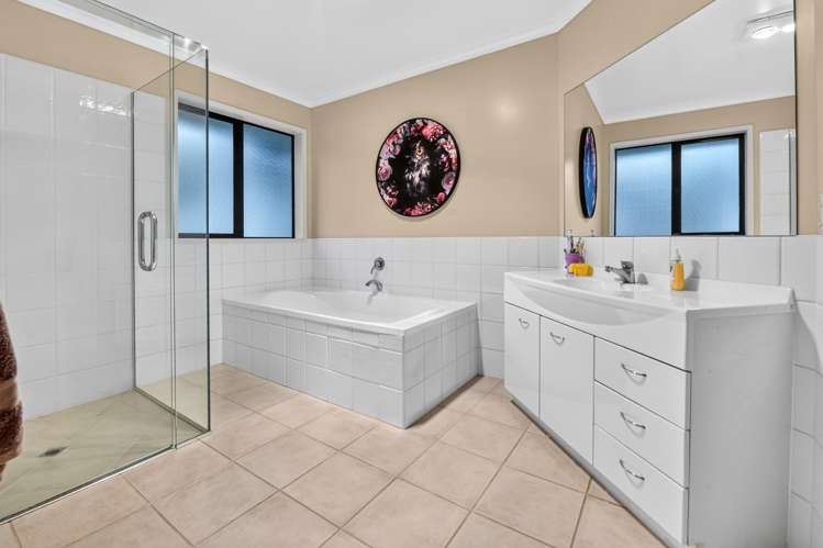 94 Wentworth Drive Rototuna North_10