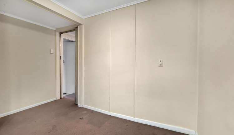 529 Broadway Strathmore Park_11