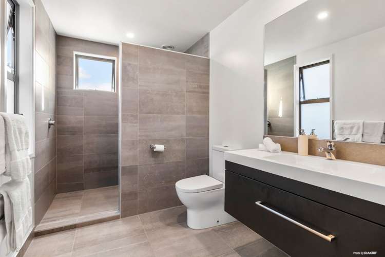 312 Upper Queen Street Pukekohe_12