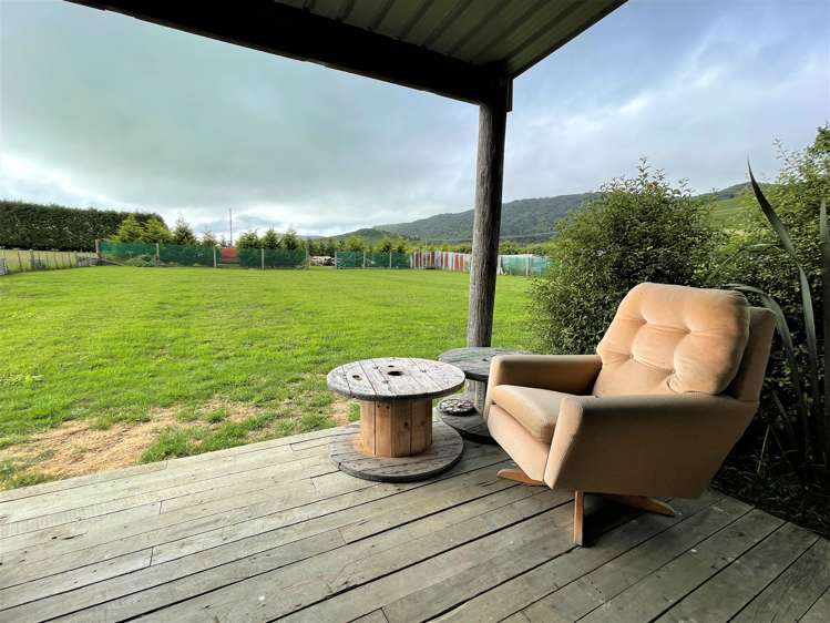 1019 Owaka Valley Road Catlins Surrounds_11