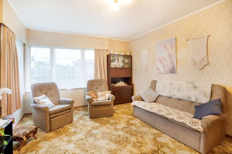 51 Leicester Street Cannons Creek_5