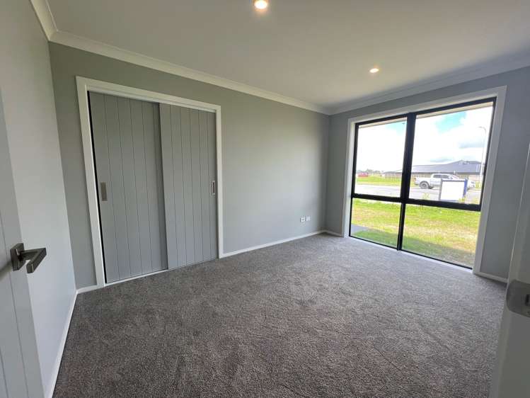 10 Sanson Place Levin_12