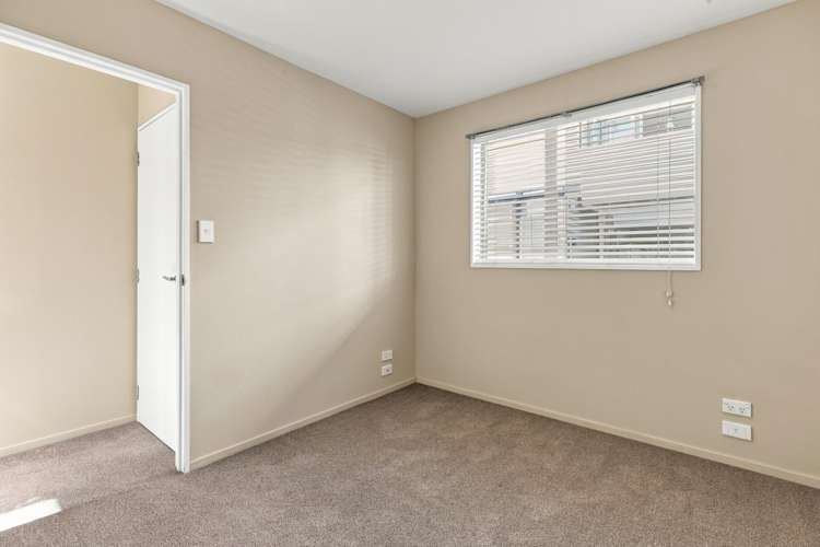 10/9 Cameron Street Sydenham_21
