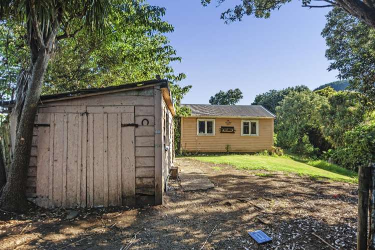 6 Rangi Street Mokau_19