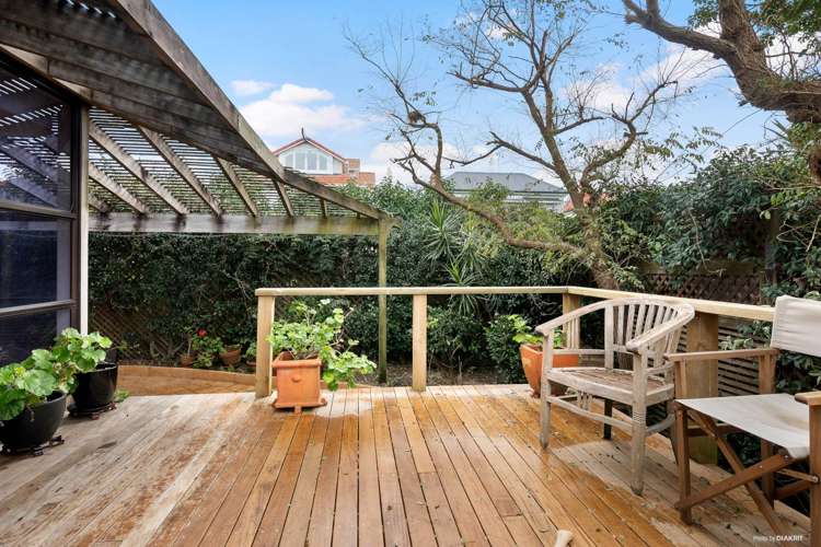 2/18 Richmond Avenue Northcote Point_11