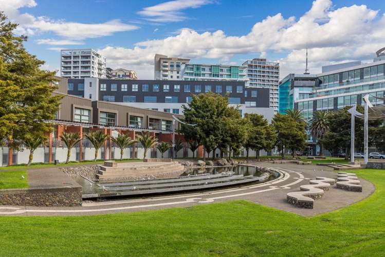 403/57 Mahuhu Crescent Auckland Central_10