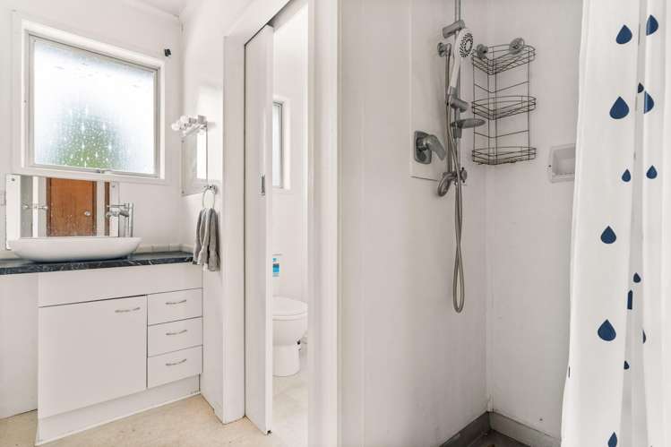 26 Mawney Road Henderson_10