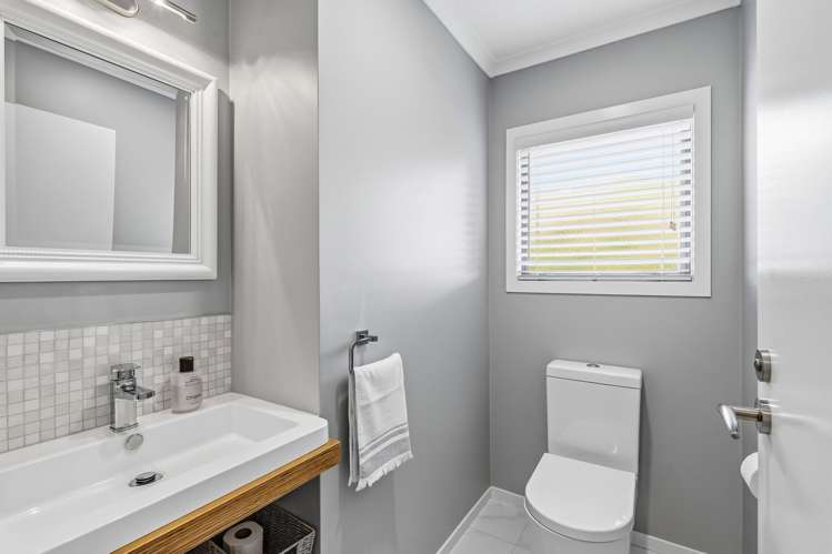 4 Old School Road Ngahinapouri_24