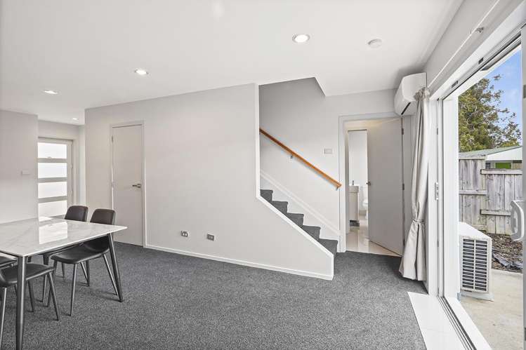 3/61 York Street Hamilton East_6