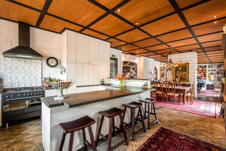 195a Awaawaroa Road Waiheke Island_11