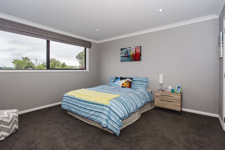 8 Climie Terrace Waimataitai_13