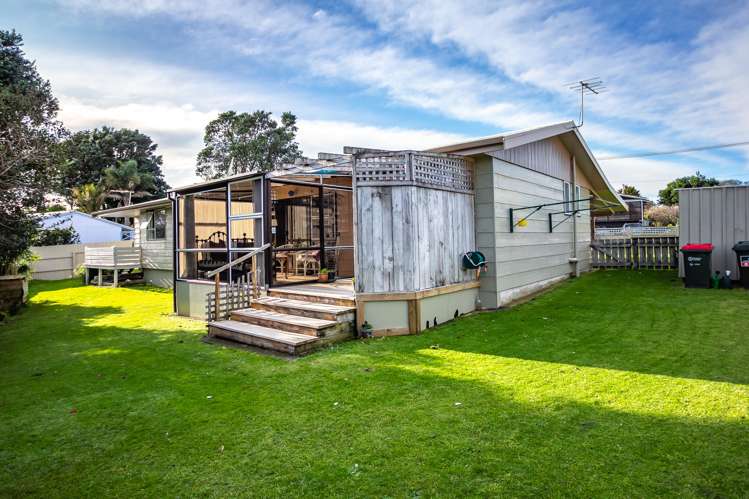 71 Mcfarlane Street Oakura_15