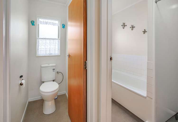 2/18 Blackwood Street Wakatu_14