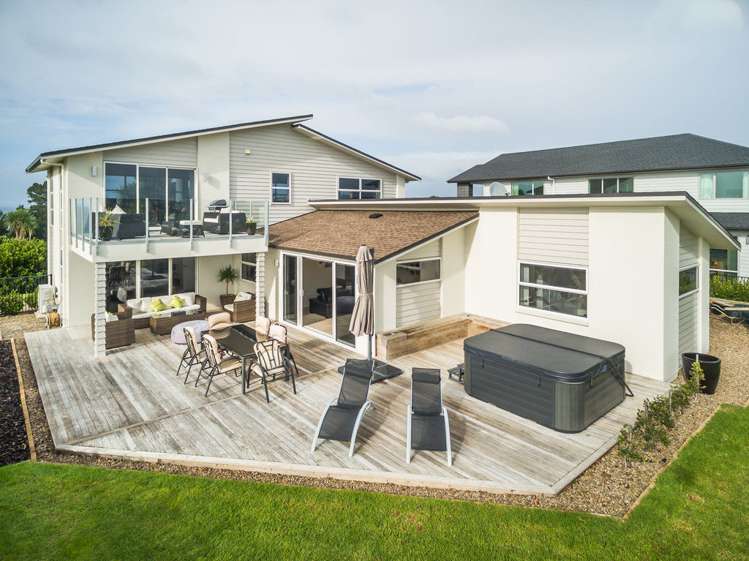 10 Palm View Terrace Gulf Harbour_13