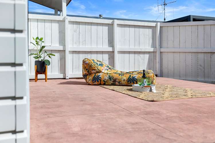 128F Sixteenth Avenue Avenues_16