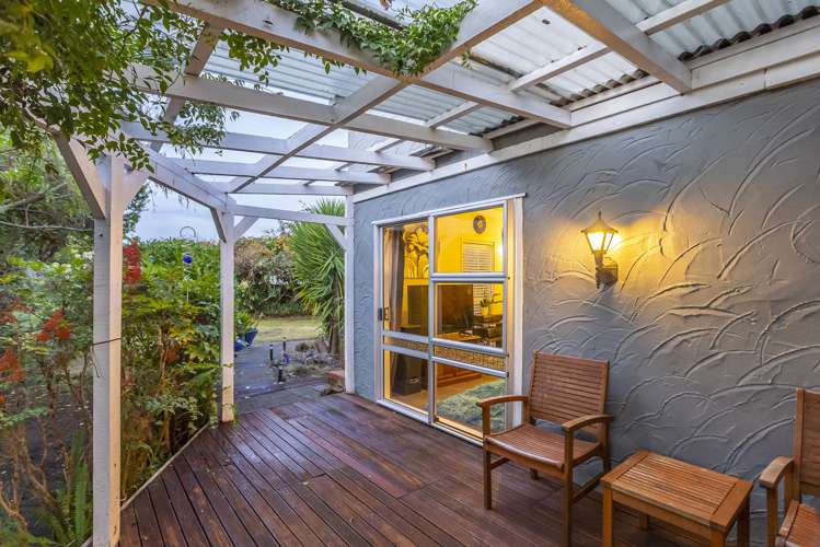 8 Cypress Grove Paraparaumu_11