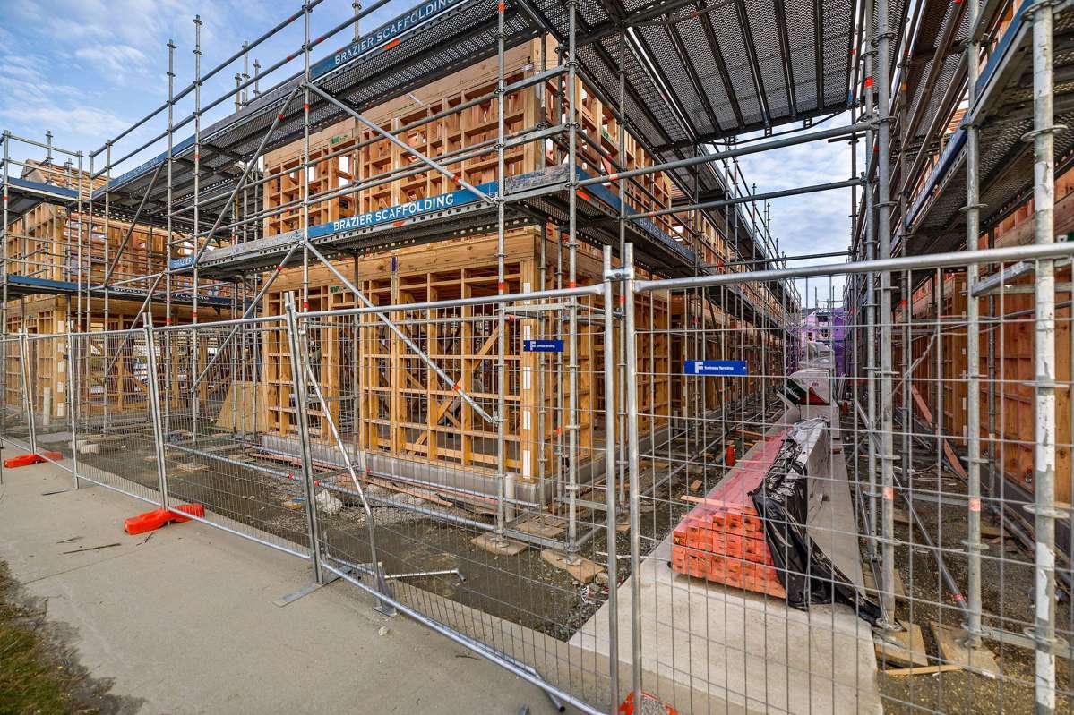 1-6 Hall Street, Five Mile Villas_1