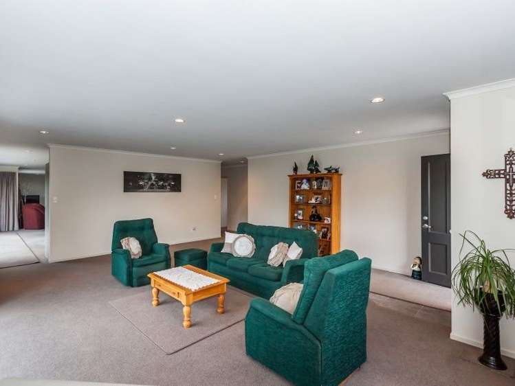 17 Cemetery Road Sanson_5