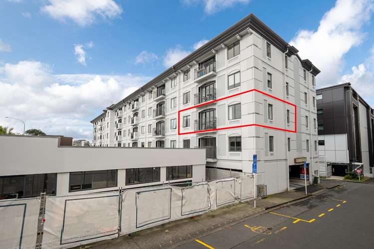 2J/160 Symonds Street Eden Terrace_19