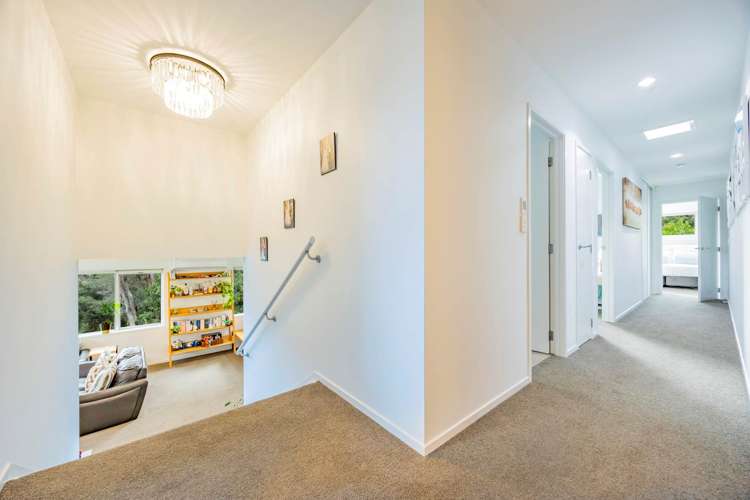 37 Bernard Magnus Lane Greenhithe_15