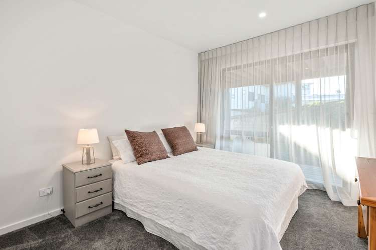 21 Coprosma Crescent Waipahihi_17